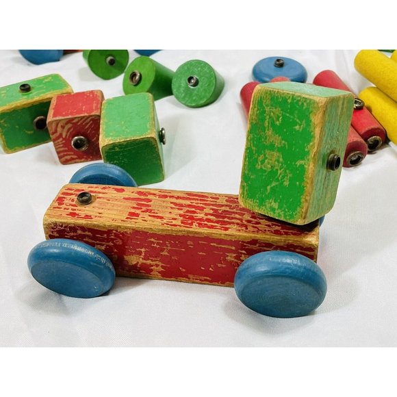 Snap N Play Vintage Wooden Building Blocks with Button Snap Lot 41 Piece Toy Lot - Picture 2 of 9